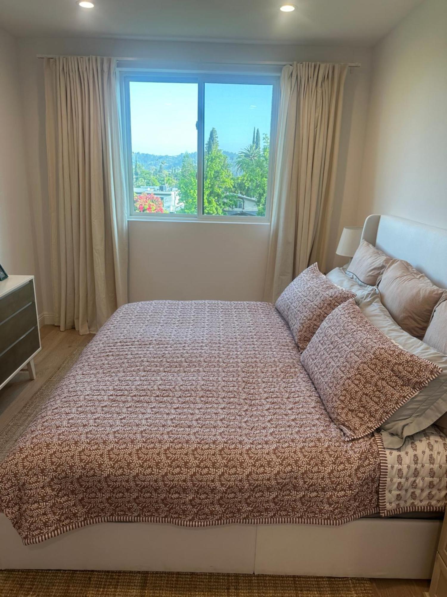 Privatunterkunft New And Bright Bedroom Ensuite *